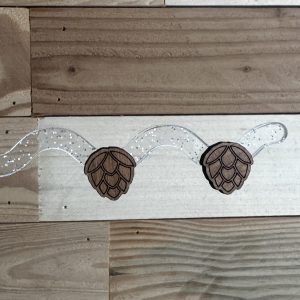 Cheers! Hop stud earrings